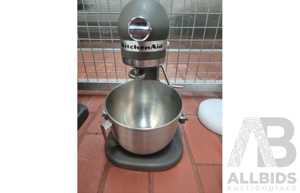 Kitchen Aid Commercial Heavy Duty Stand Mixer with Accessories ETC