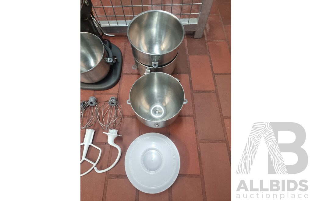Kitchen Aid Commercial Heavy Duty Stand Mixer with Accessories ETC