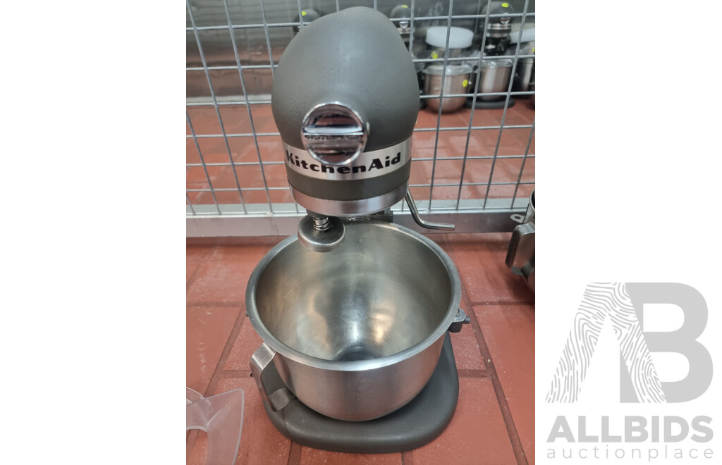 Kitchen Aid Commercial Heavy Duty Stand Mixer with Accessories ETC