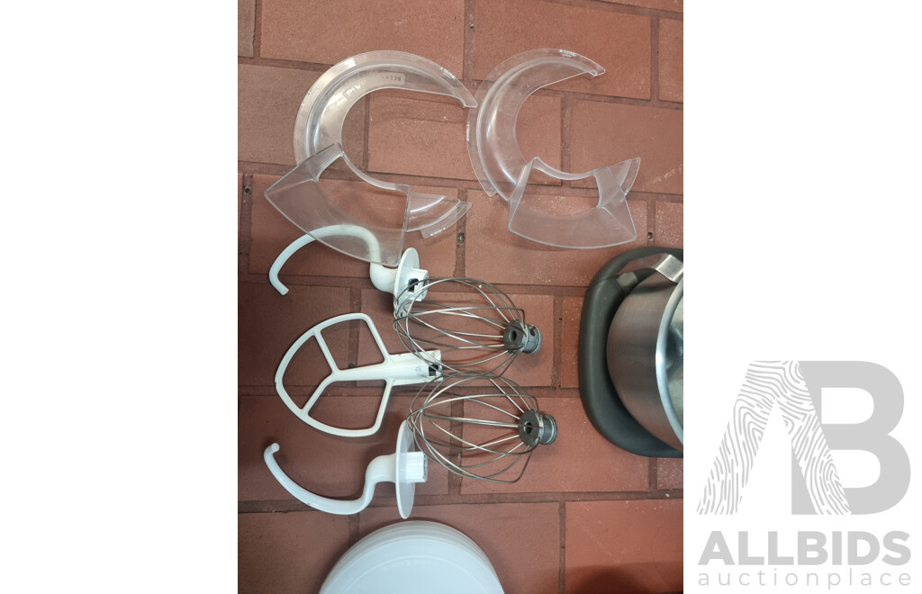 Kitchen Aid Commercial Heavy Duty Stand Mixer with Accessories ETC