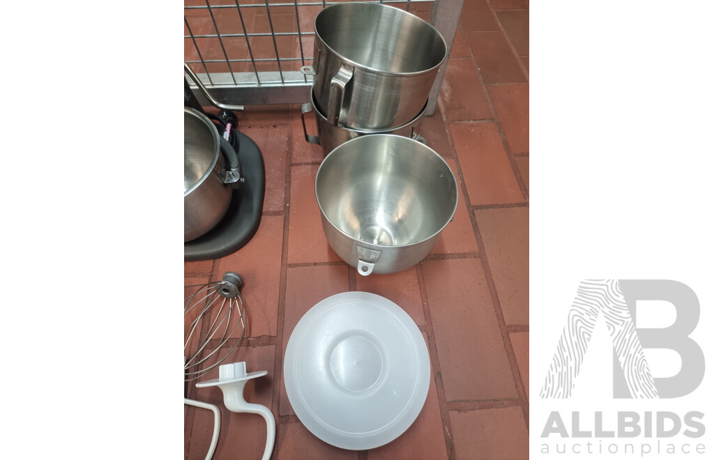 Kitchen Aid Commercial Heavy Duty Stand Mixer with Accessories ETC