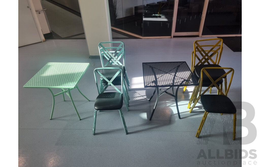 Cafe Tables & Chairs