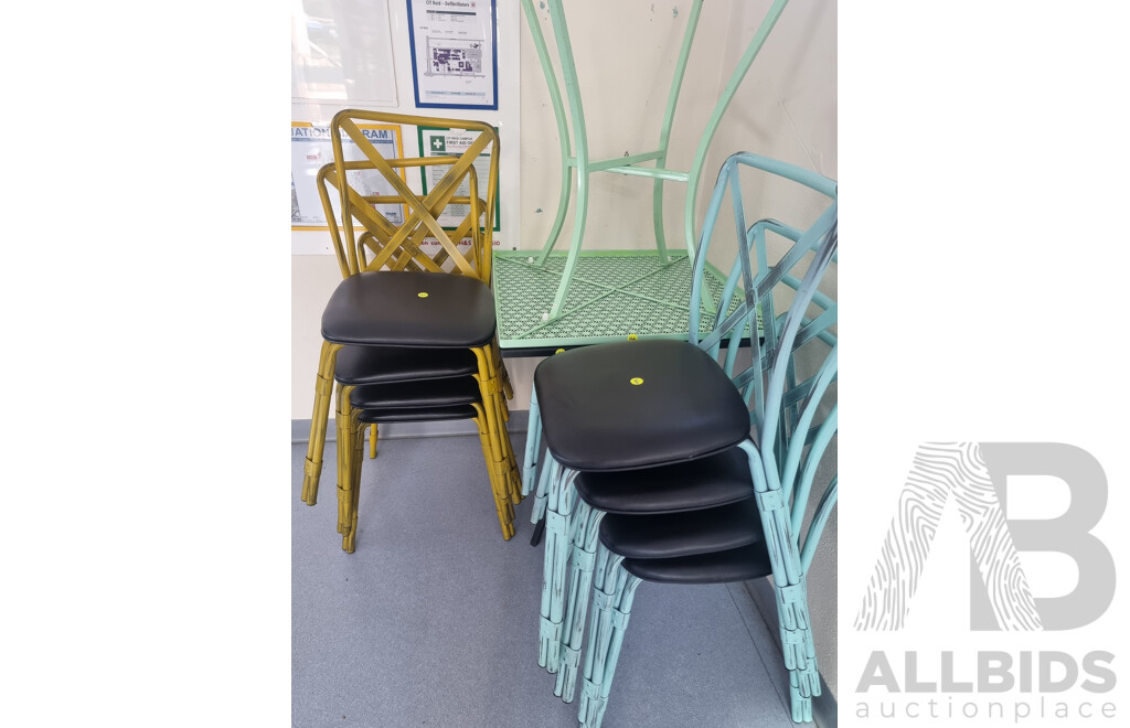 Cafe Tables & Chairs