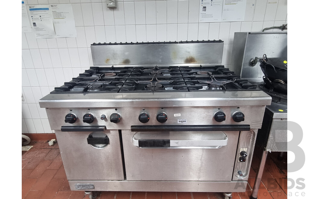 Commercial Gas 6 Burner Stove Top with Under Bench Gas Oven & Hot Box