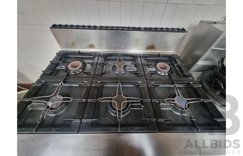 Commercial Gas 6 Burner Stove Top with Under Bench Gas Oven & Hot Box