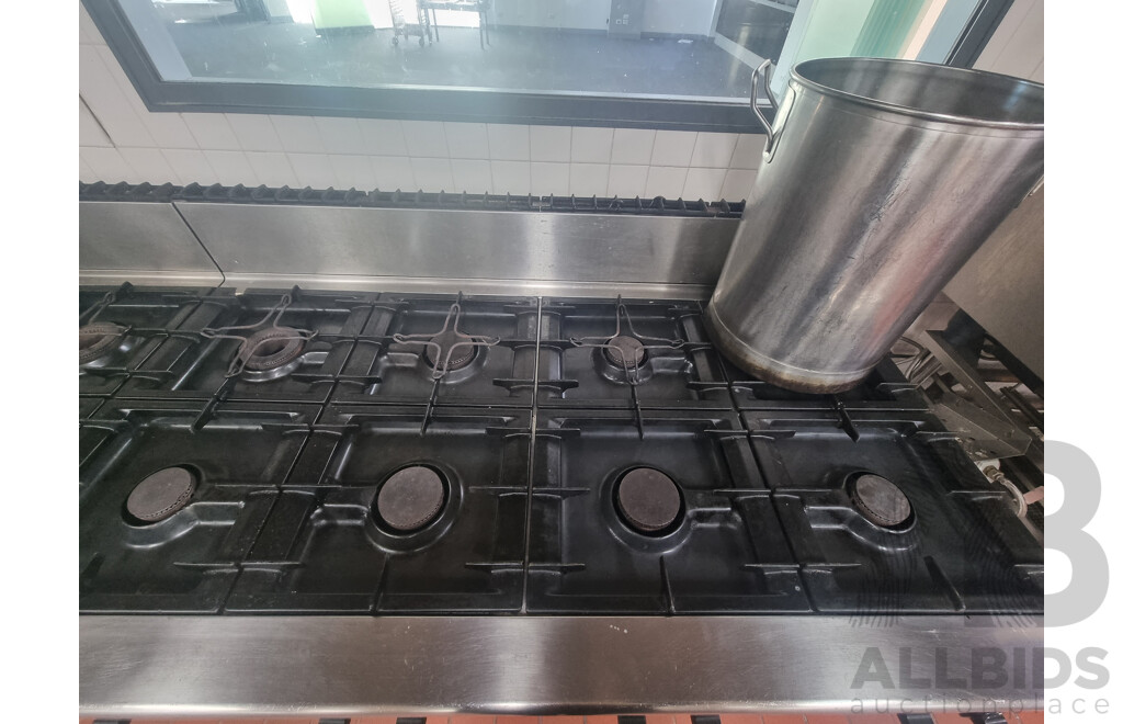Commercial Gas 8 Burner Stove Top with Double Under Bench Gas Oven's