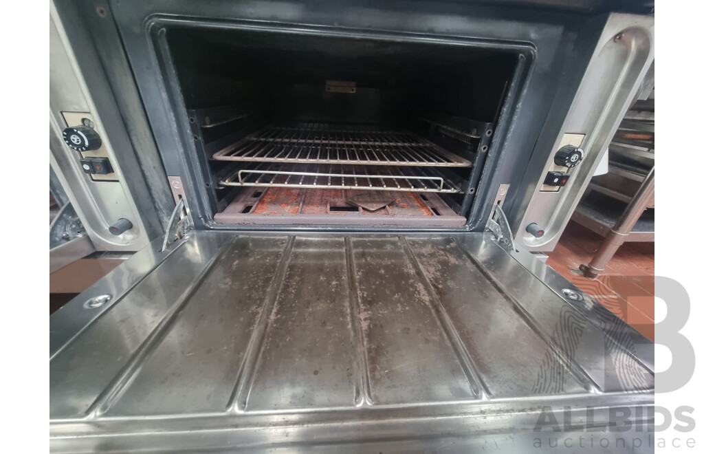 Commercial Gas 8 Burner Stove Top with Double Under Bench Gas Oven's
