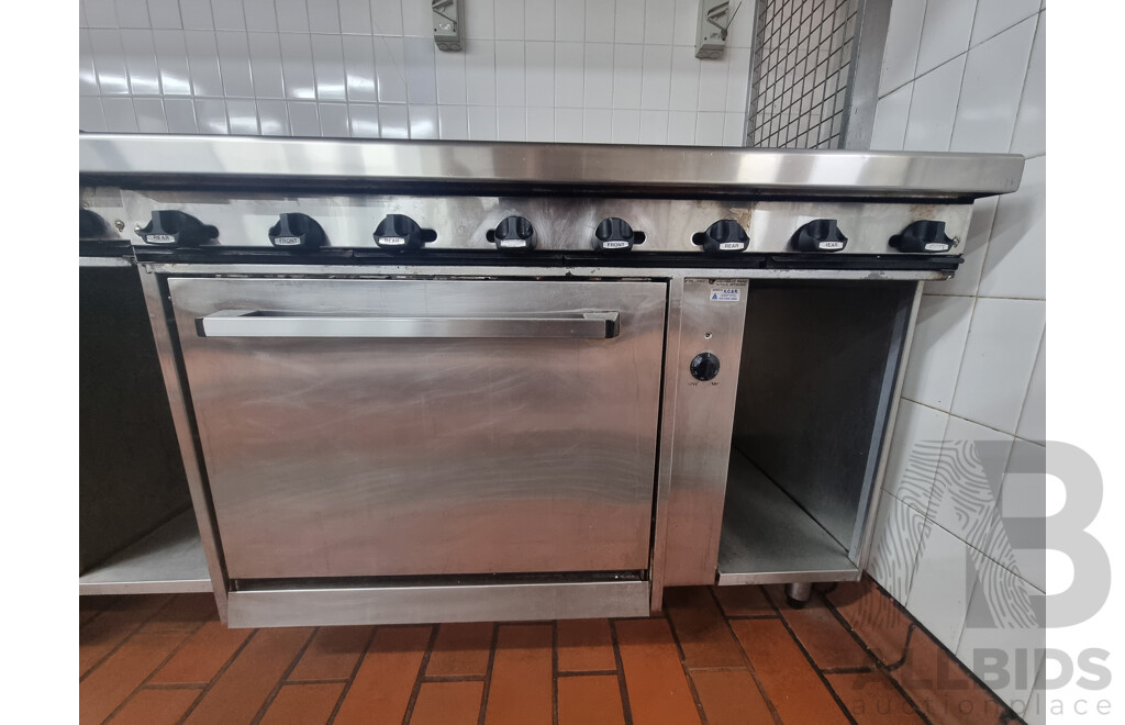 Waldorf by Moffat 8 Burner Gas Cook Top with Under Bench Fan Forced Electric Oven Combo