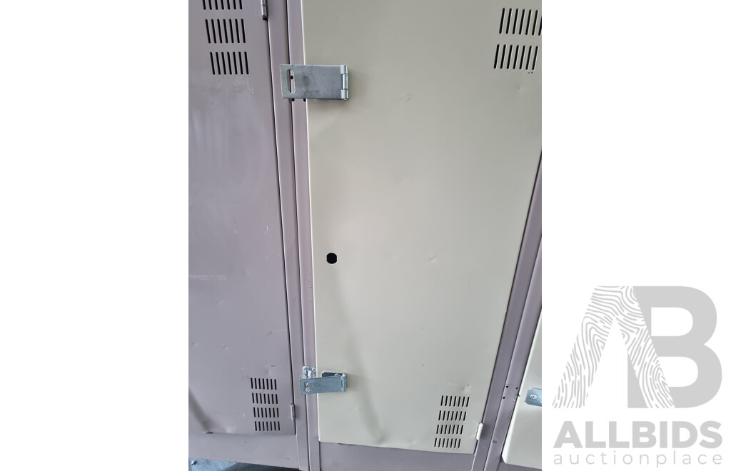 3 Bays of Brown Built Lockers