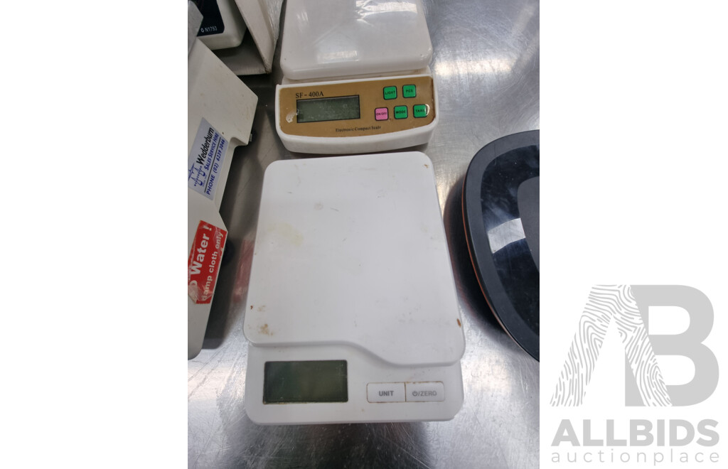 Lot of 10 Kitchen Scales ETC