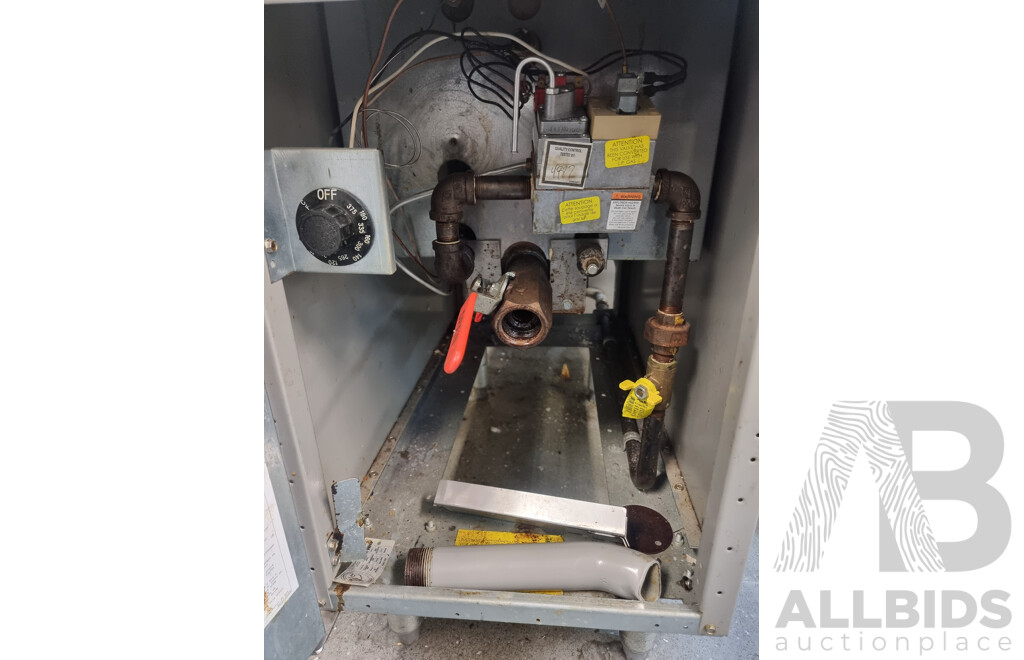 Fry-master Commercial Gas Deep Fryer, Stainless Steel Work Bench & Contents ETC