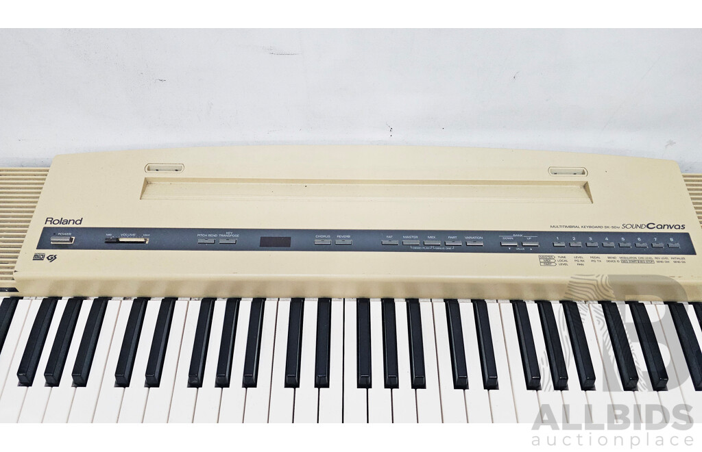 Roland (SL-50IV) Multitimbral SoundCanvas Keyboard