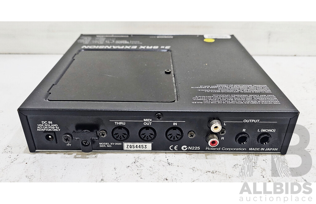 Roland (XV-2020)  2x SRX Expansion