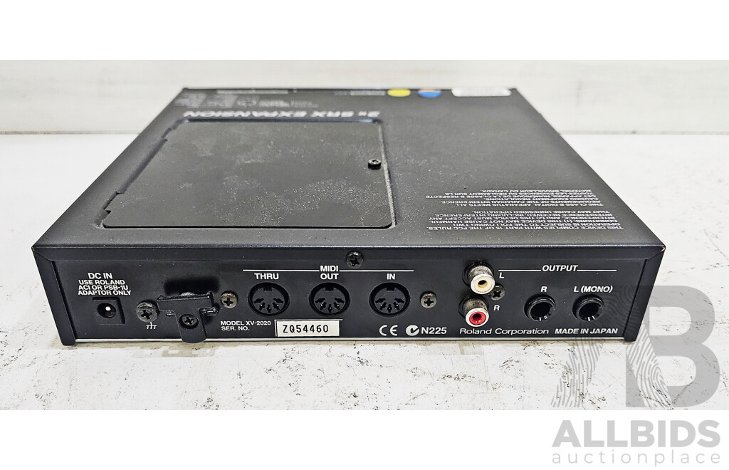Roland (XV-2020)  2x SRX Expansion