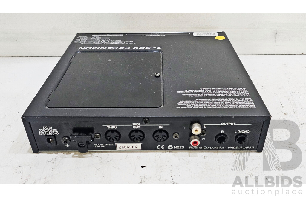 Roland (XV-2020)  2x SRX Expansion
