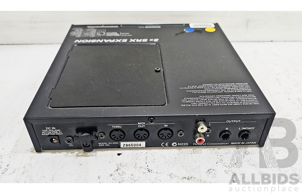 Roland (XV-2020)  2x SRX Expansion