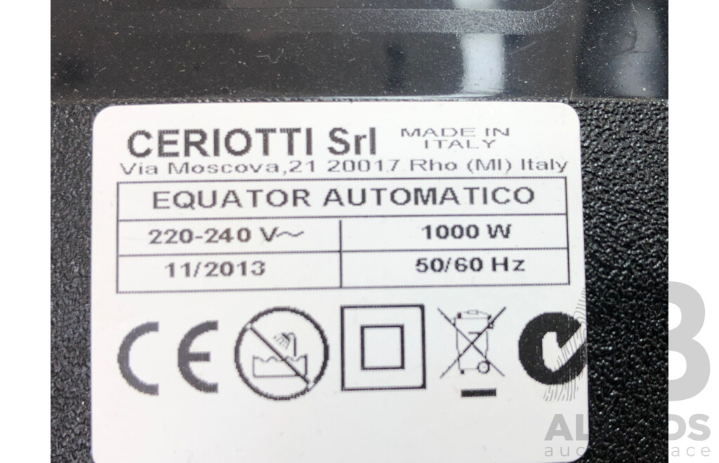 Ceriotti Equator 3000 Hooded Hair Dryer - Wall Mounted