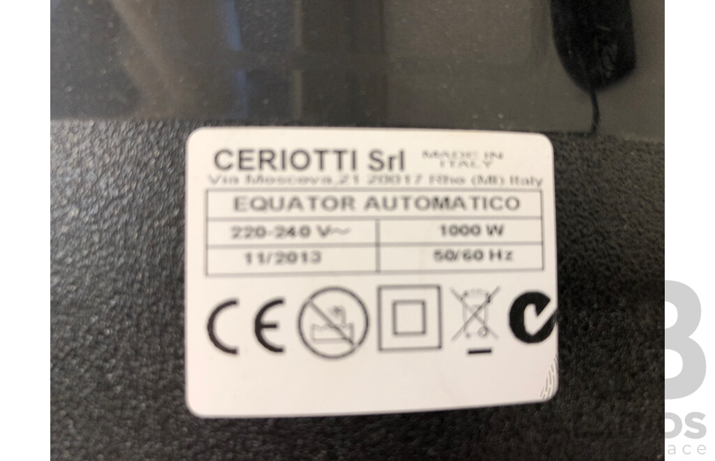 Ceriotti Equator 3000 Hooded Hair Dryer - Wall Mounted