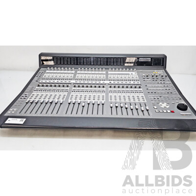 Avid C24 Audio Mixer