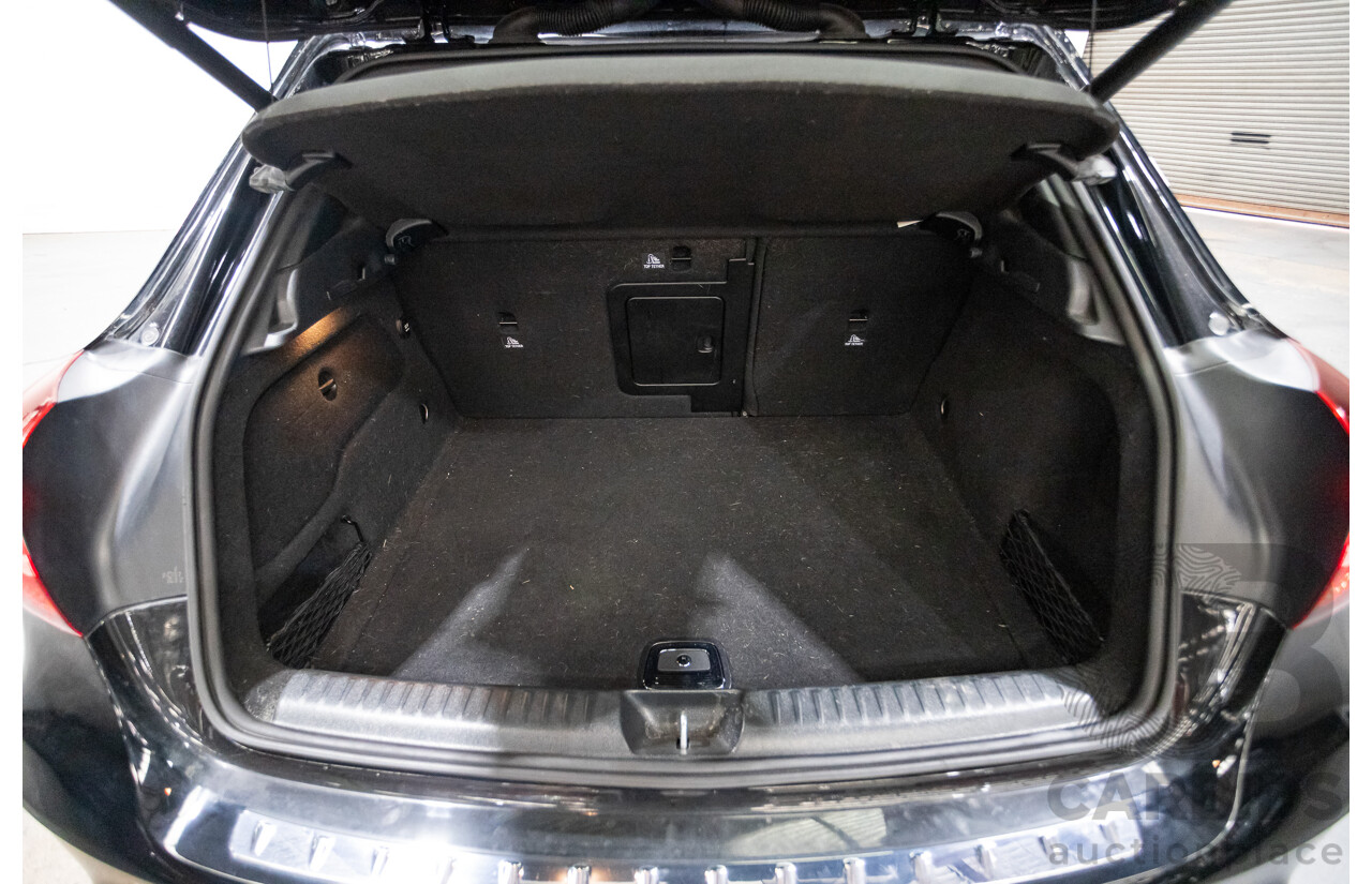 1/2018 Mercedes Benz GLA 250 White Art Edition 4matic (AWD) X156 MY18 4d Wagon Cosmos Black Metallic Turbo 2.0L