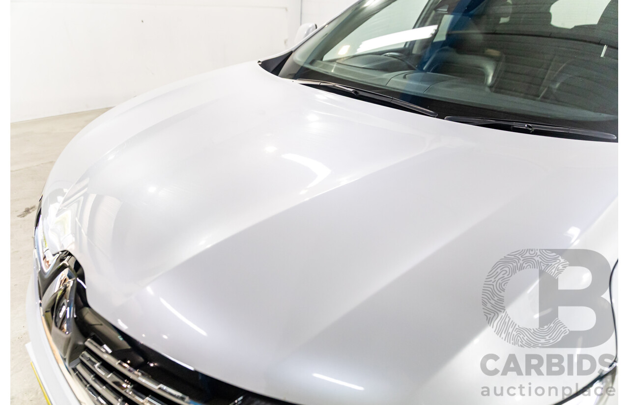 06/2023 Renault Koleos Life (4x2) ZGH MY23 4d Wagon Universal White Metallic 2.5L
