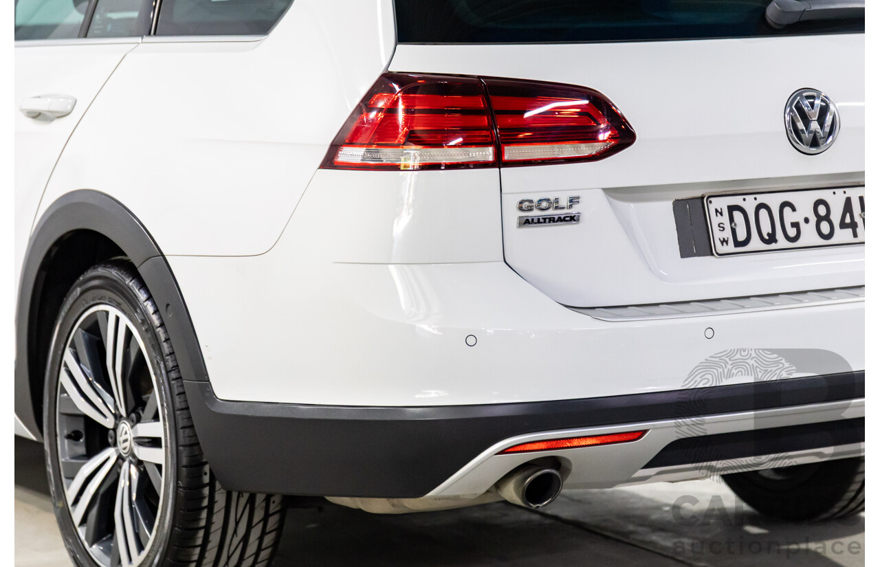 08/2017 Volkswagen Golf Alltrack Premium 132 TSI (AWD) Mk7.5 AU MY18 4d Wagon Pure White Turbo 1.8L