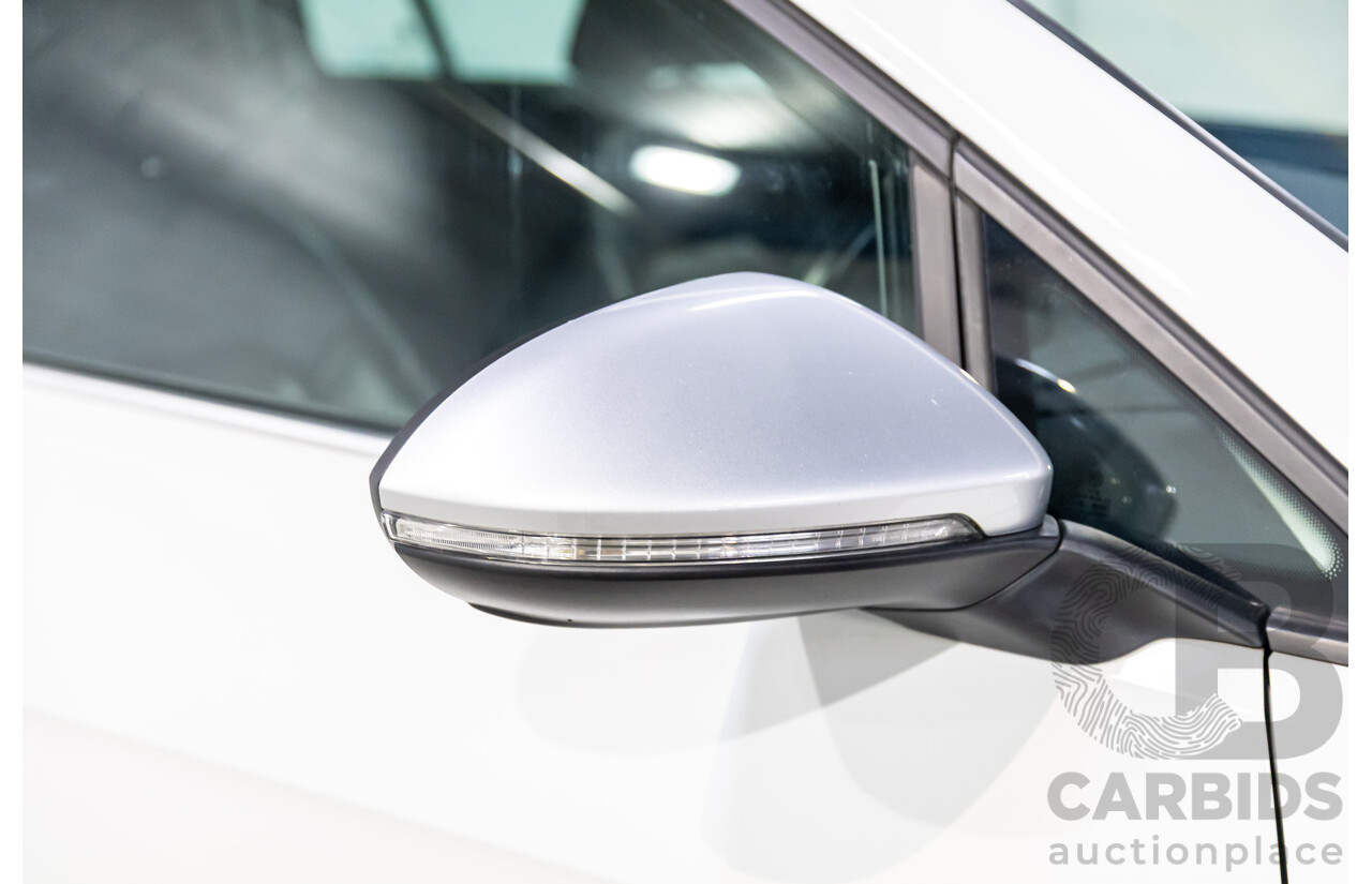 08/2017 Volkswagen Golf Alltrack Premium 132 TSI (AWD) Mk7.5 AU MY18 4d Wagon Pure White Turbo 1.8L