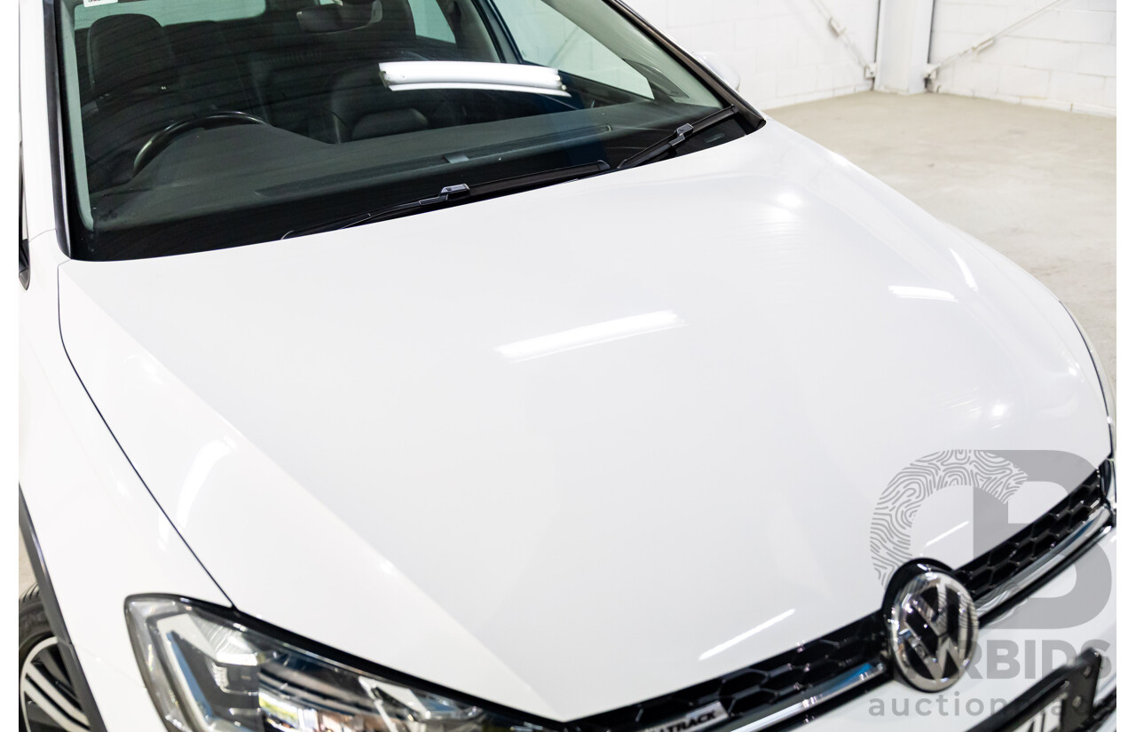 08/2017 Volkswagen Golf Alltrack Premium 132 TSI (AWD) Mk7.5 AU MY18 4d Wagon Pure White Turbo 1.8L