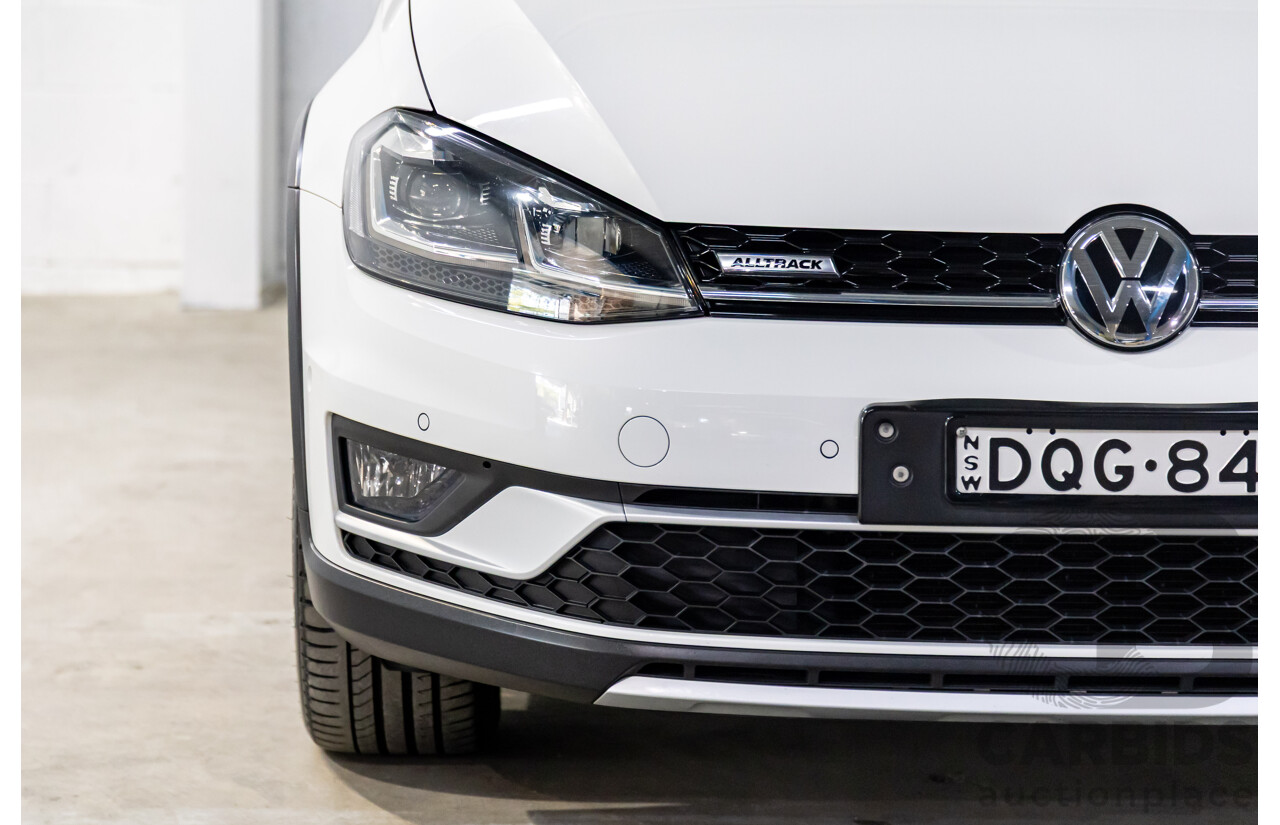 08/2017 Volkswagen Golf Alltrack Premium 132 TSI (AWD) Mk7.5 AU MY18 4d Wagon Pure White Turbo 1.8L