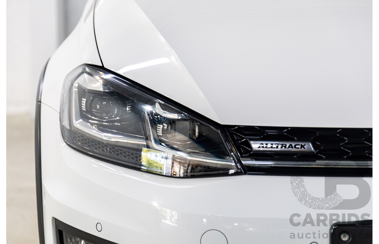 08/2017 Volkswagen Golf Alltrack Premium 132 TSI (AWD) Mk7.5 AU MY18 4d Wagon Pure White Turbo 1.8L