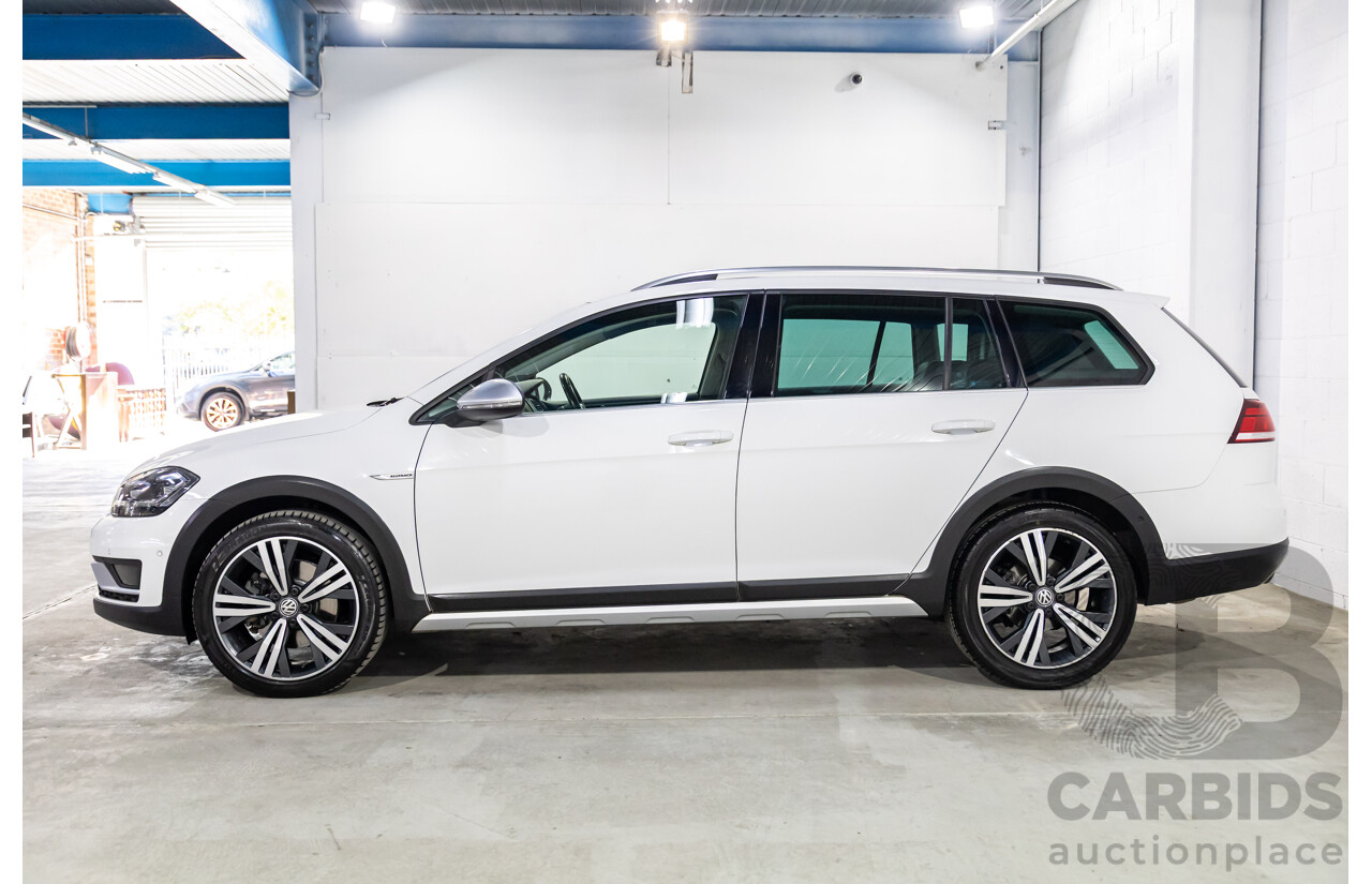 08/2017 Volkswagen Golf Alltrack Premium 132 TSI (AWD) Mk7.5 AU MY18 4d Wagon Pure White Turbo 1.8L