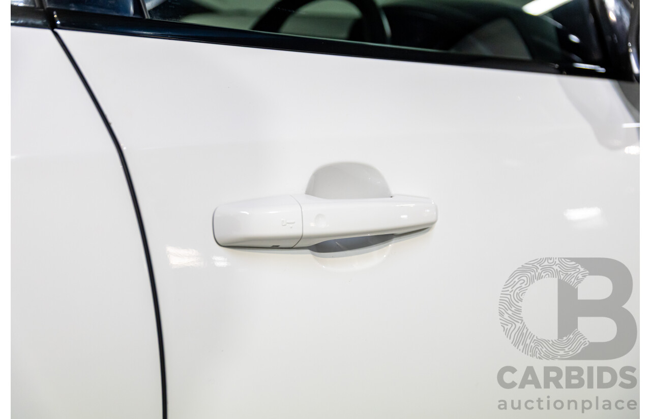 07/2018 Jaguar E-Pace D240 R-Dynamic HSE (AWD 177kW) X540 MY19 4d Wagon Fuji White Turbo Diesel 2.0L