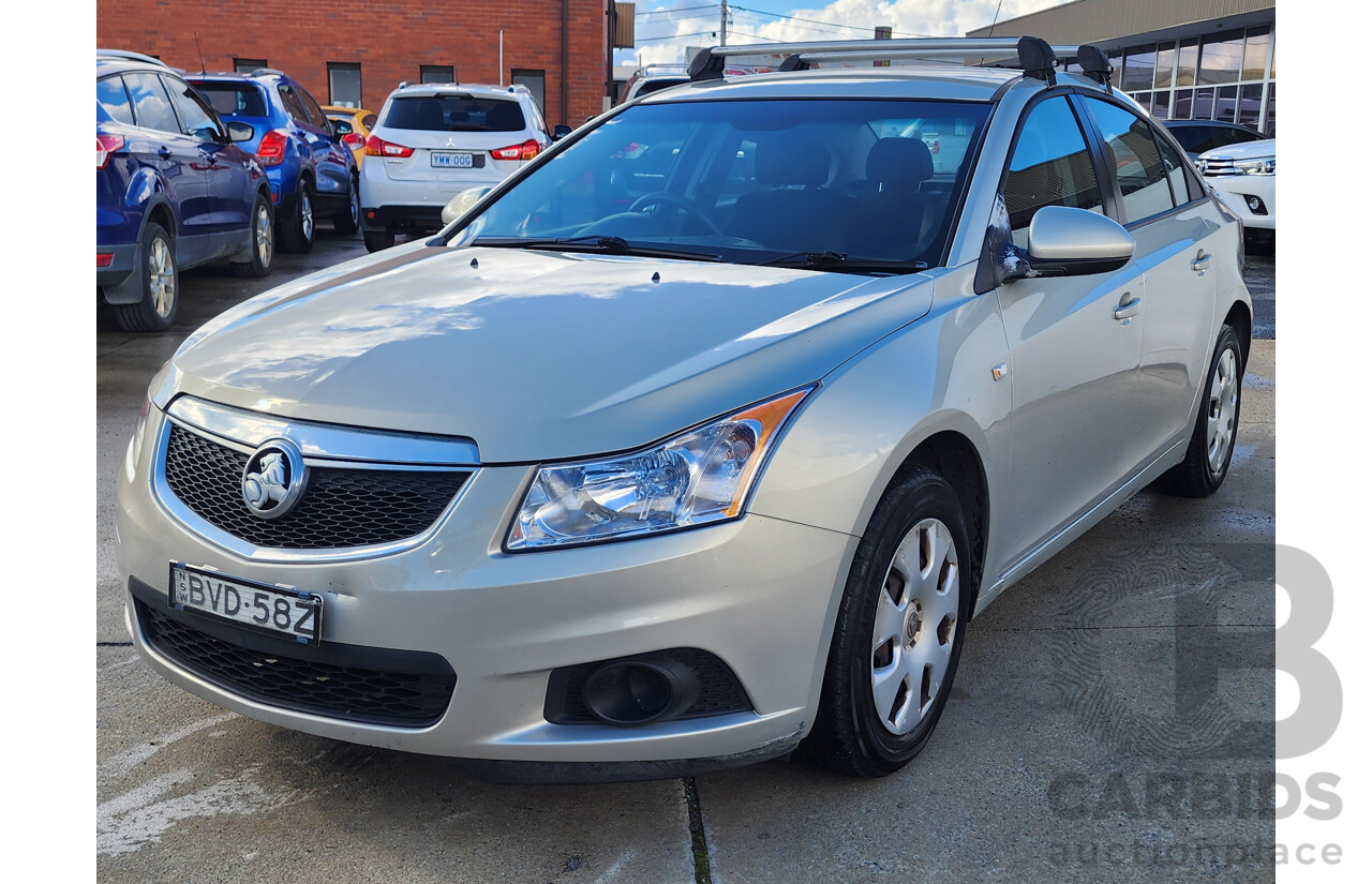 4/2011 Holden Cruze CD JH 4d Sedan Gold 1.8L