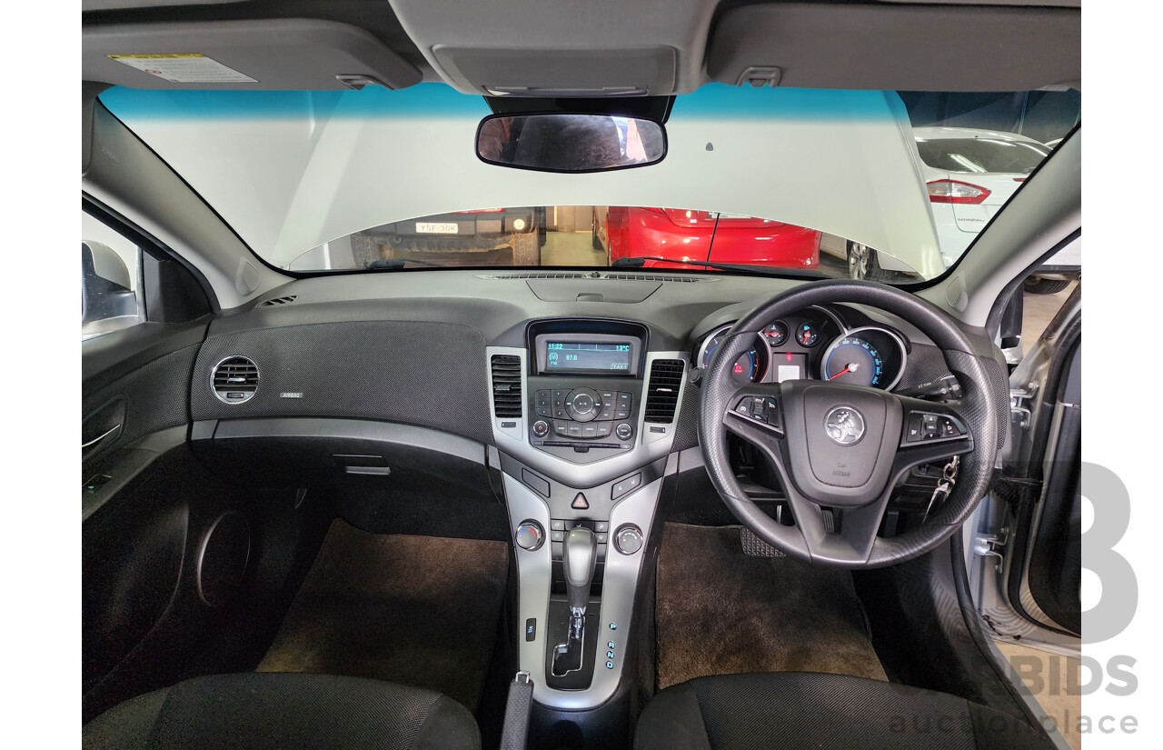 4/2011 Holden Cruze CD JH 4d Sedan Gold 1.8L