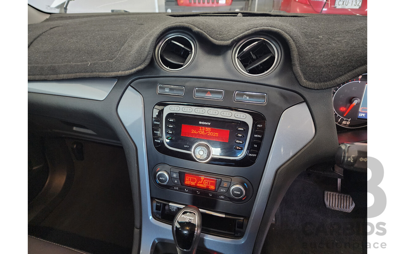 7/2014 Ford Mondeo Zetec MC 5d Hatchback White 2.0L