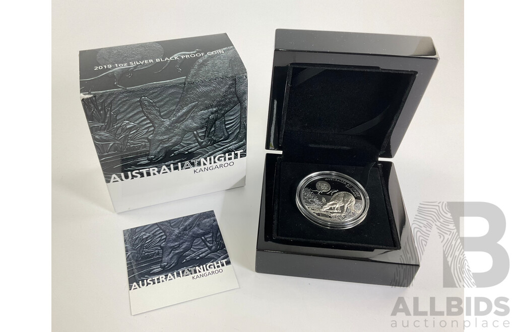 Nieu 2019 Silver Black Proof One Dollar Coin, Australia at Night, Kangaroo .999