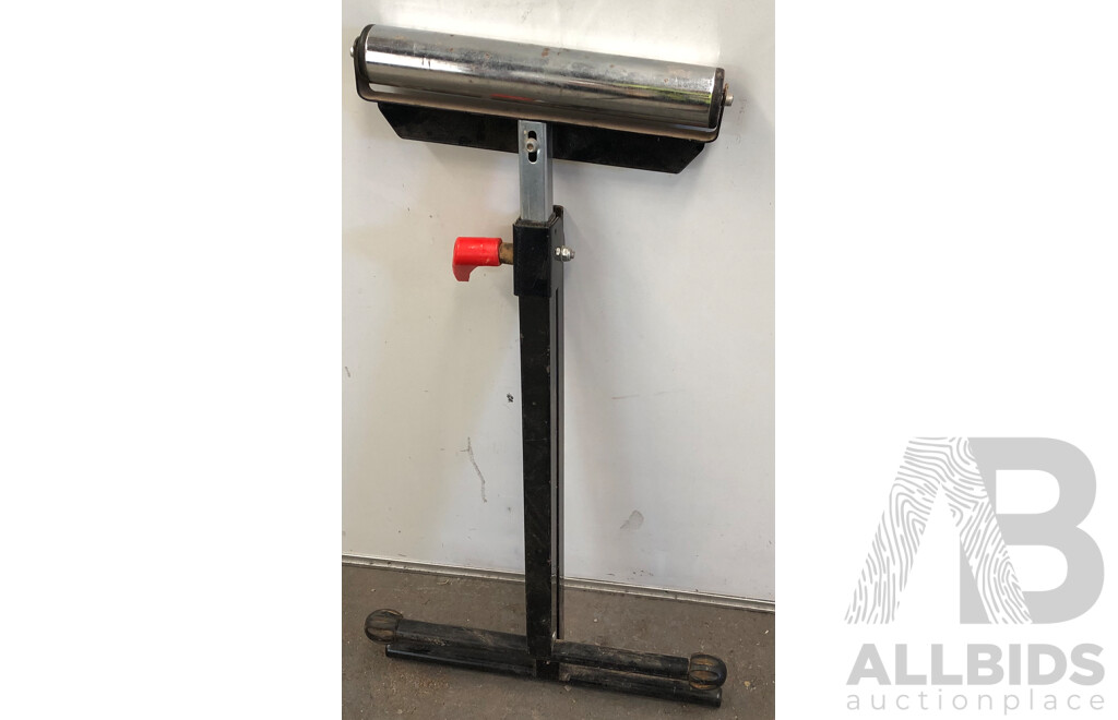 a Frame 300mm Roller Stand