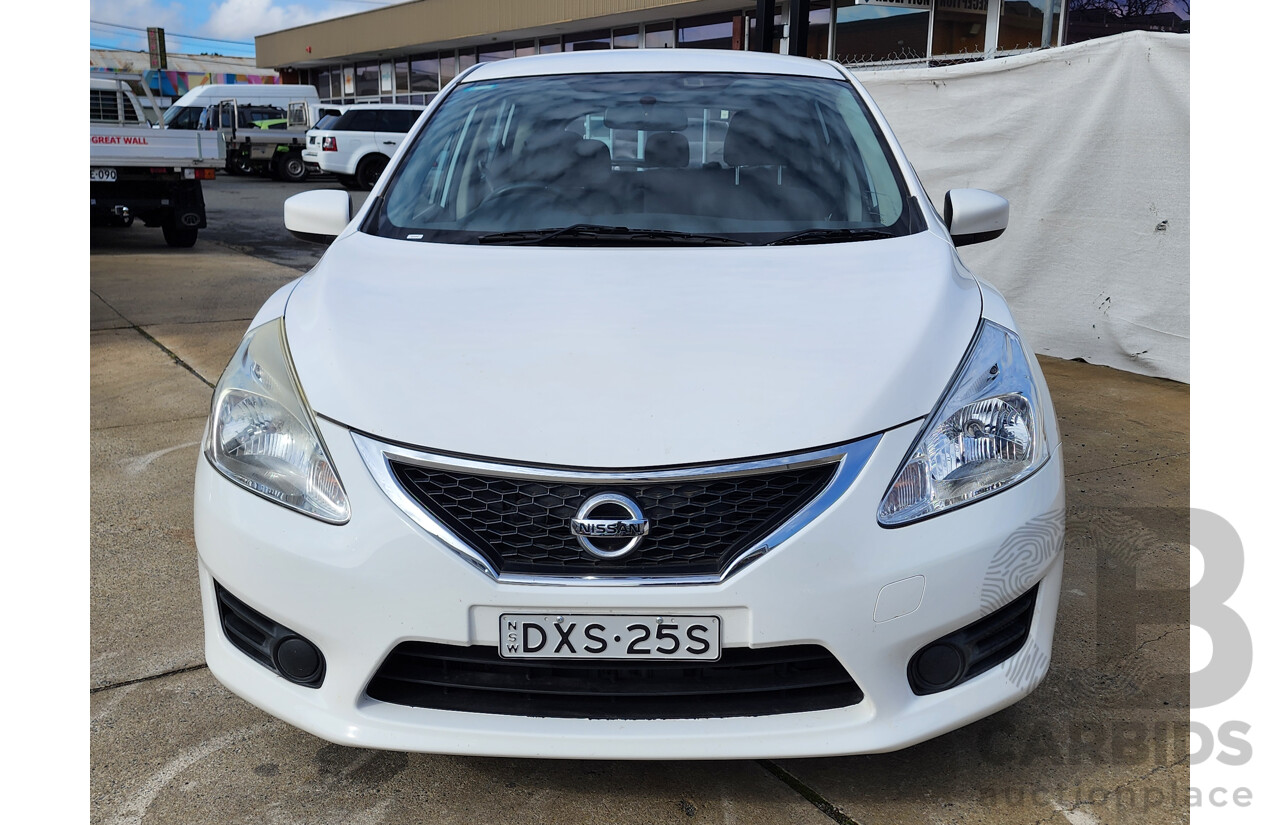 2/2015 Nissan Pulsar ST C12 SERIES 2 5d Hatchback White 1.8L