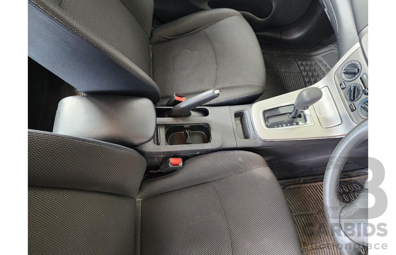 2/2015 Nissan Pulsar ST C12 SERIES 2 5d Hatchback White 1.8L