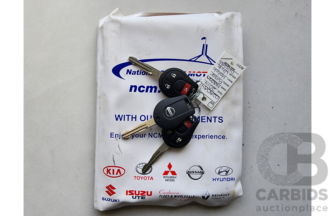 2/2015 Nissan Pulsar ST C12 SERIES 2 5d Hatchback White 1.8L