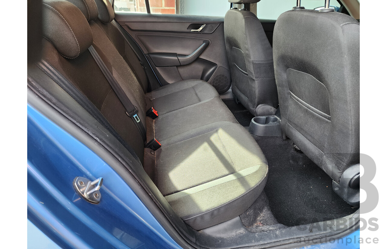 5/2014 Skoda Rapid Spaceback Ambition 90 TSI NH 4d Wagon Blue 1.4L