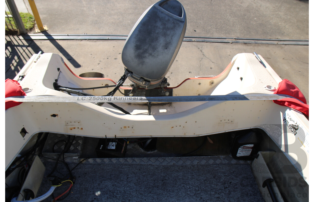 5m Fiberglass Runabout Boat with 90Hp Mariner Motor and Trailer
