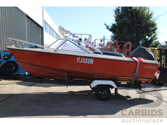5m Fiberglass Runabout Boat with 90Hp Mariner Motor and Trailer