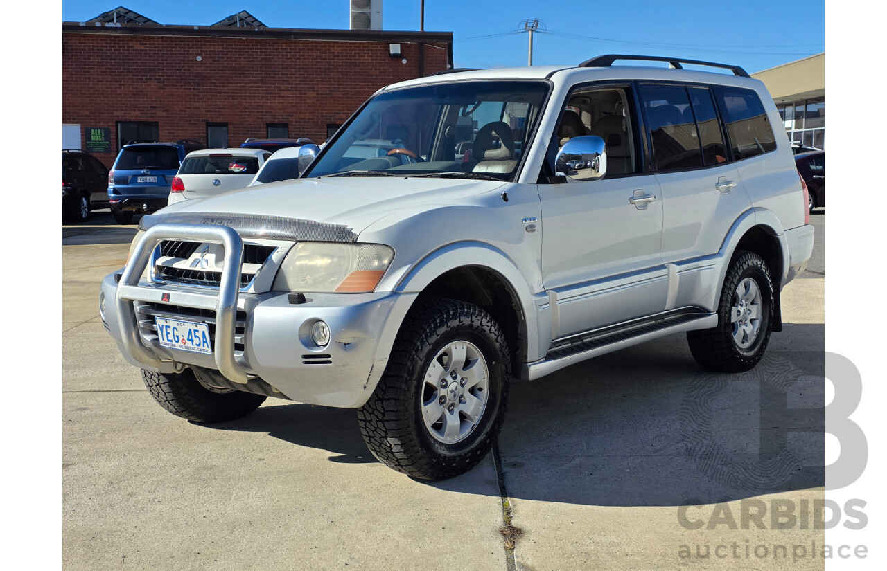 12/2003 Mitsubishi Pajero Exceed LWB (4x4) NP 4d Wagon White 3.8L - 7 Seats Dual Fuel