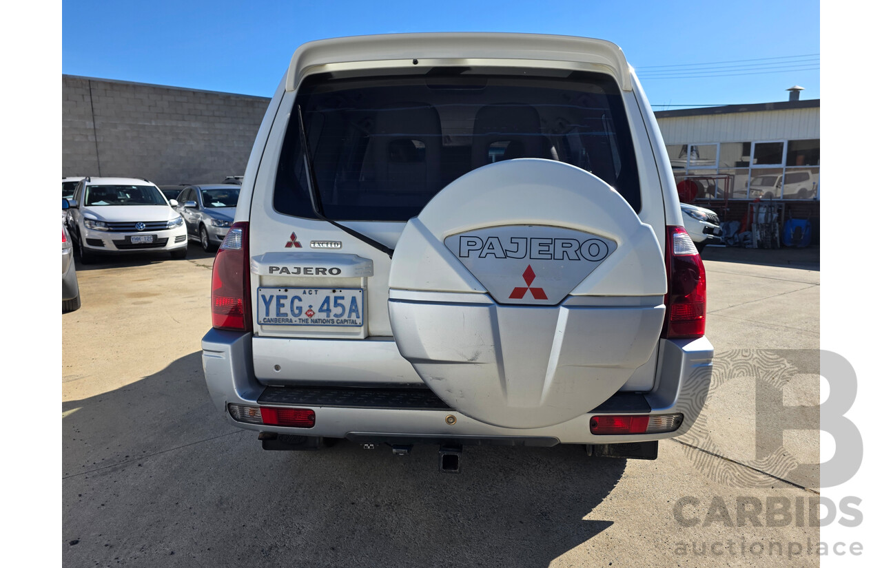 12/2003 Mitsubishi Pajero Exceed LWB (4x4) NP 4d Wagon White 3.8L - 7 Seats Dual Fuel