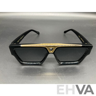 EVIDENCE Sunglasses Branded LOUIS VUITTON