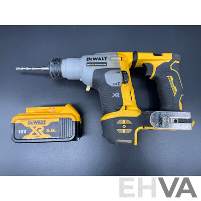 DeWALT 18V Rotary Hammer (DCH172) with Battery