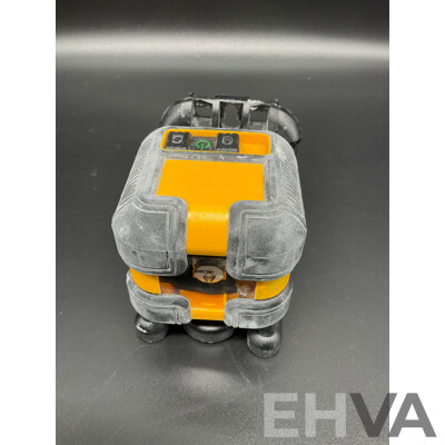 DeWALT Green Cross Line Laser Level (DW08802CG-XJ)