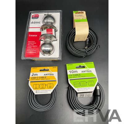 IKONIC Entrance Set, ANTISIG 10m TV Lead (x2) and ANTISIG 2m USB-C Cable  - Lot of 4