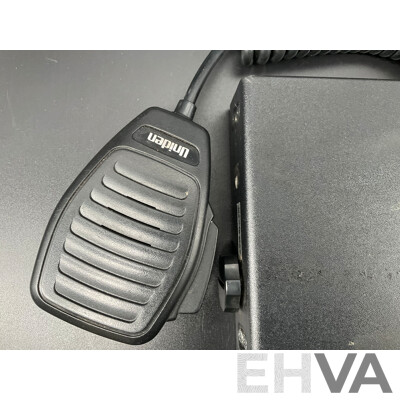 UNIDEN (UH400SX) Radio